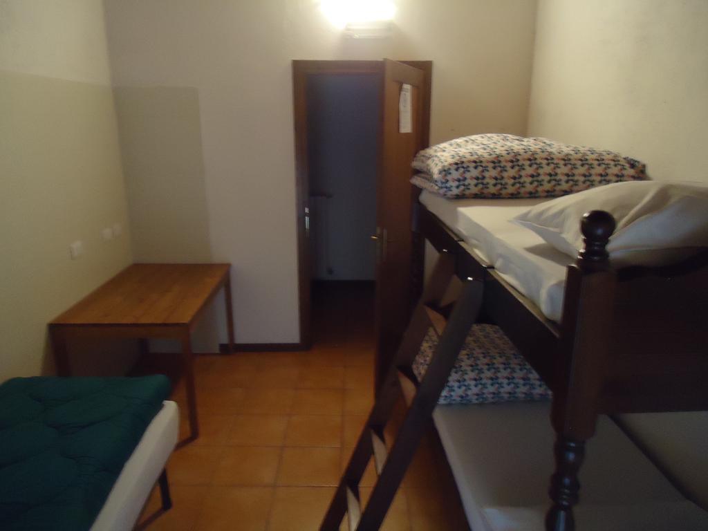 Auberge de jeunesse Rifugio Alpetto Di Torno à Sormano Extérieur photo